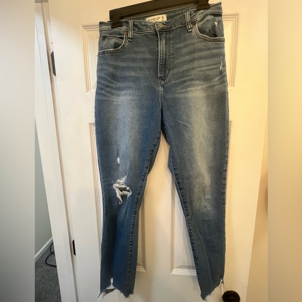 Abercrombie super skinny ankle high rise jean